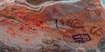 The Egyptian archaeological mission of the Supreme Council of Antiquities has uncovered one of the most significant newly discovered sites of exceptional historical and artistic value the Umm ‘Iraq Plateau a site that was previously unknown in South Sinai