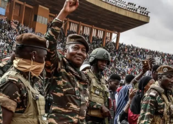 Militants target strategic drone base in overnight raid on Niger city